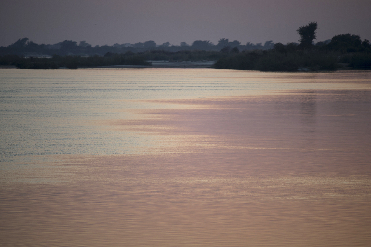 Sambesi - Land am Fluss